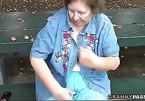 Granny Flashing Up Throw up