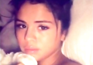Selena Gomez filmed mortal physically fretting twat - CakezOnly.tumblr.com