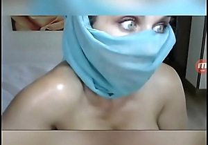 Sex-crazed arab muslim sexy girl wanking milking anal